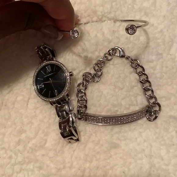 Silver Watch Set - Picture 2 of 3